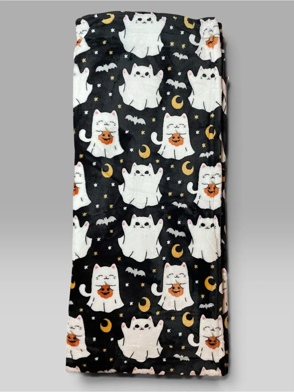 Halloween Plush Throw Kitty Cats Ghost Costumes Black White Bats Moon Stars 50x6